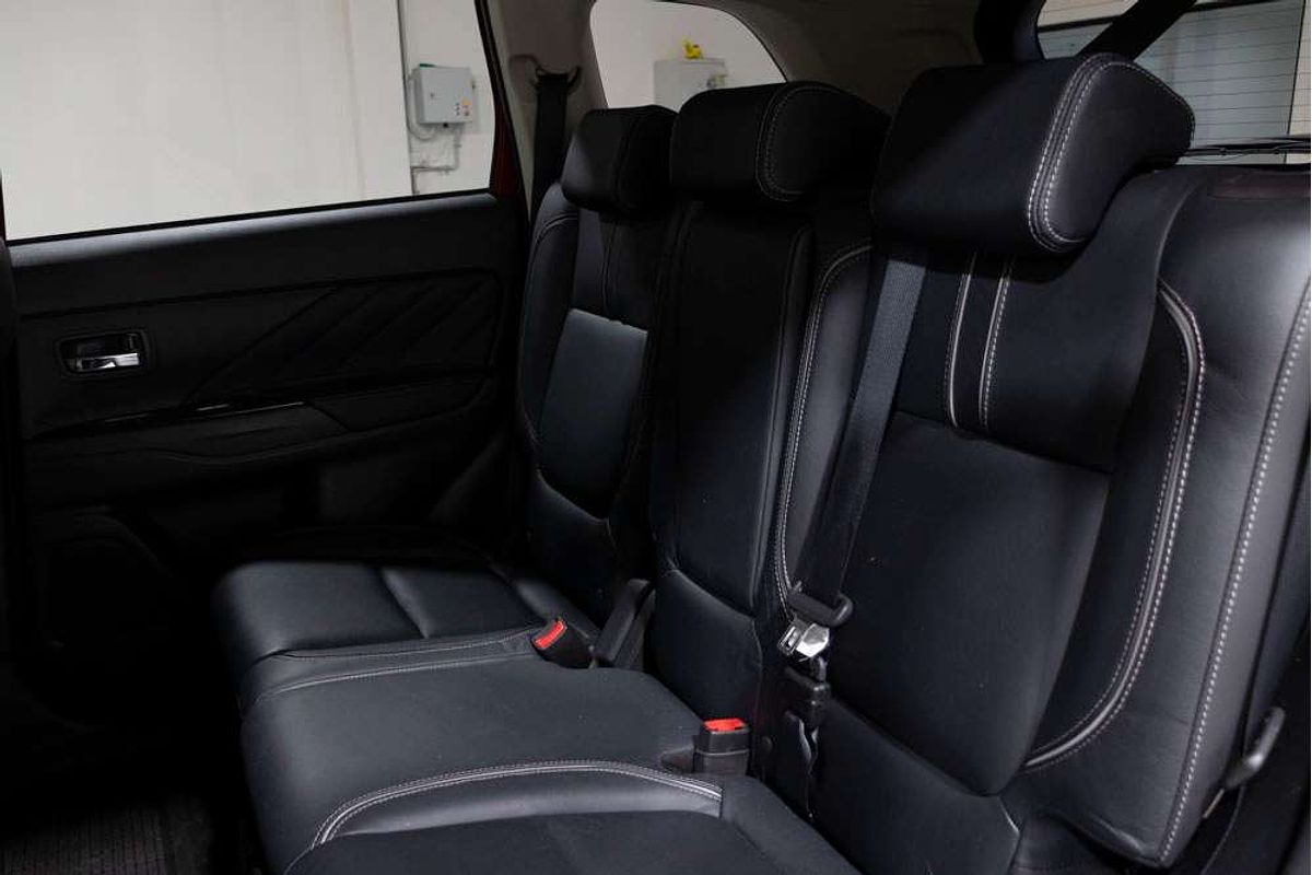 2017 Mitsubishi Outlander PHEV Exceed ZK