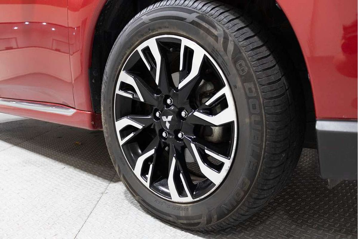 2017 Mitsubishi Outlander PHEV Exceed ZK