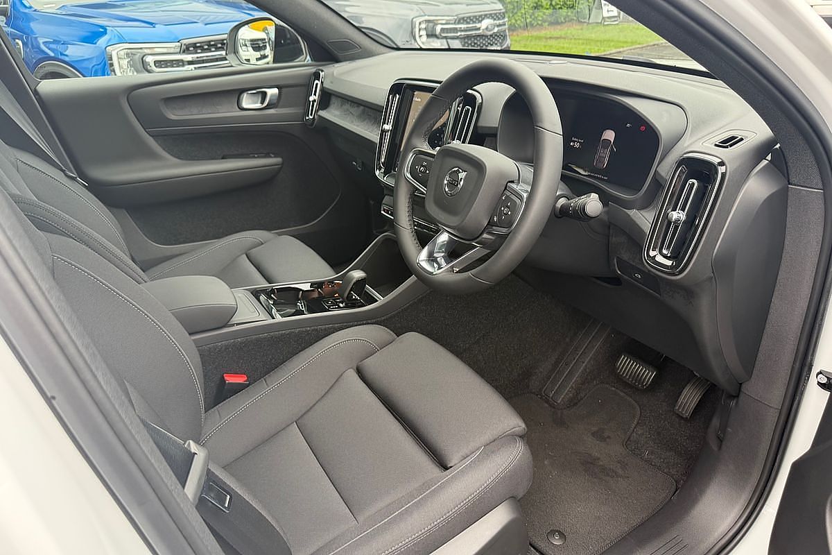 2023 Volvo C40 Recharge