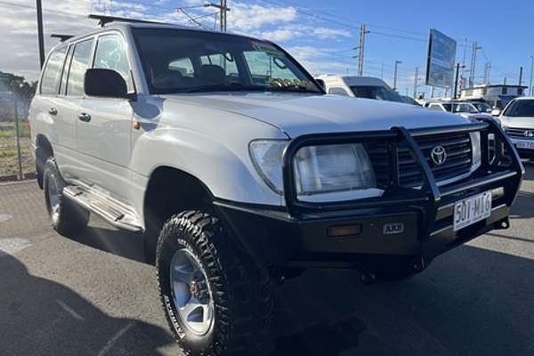 2000 Toyota Landcruiser GXL HZJ105R