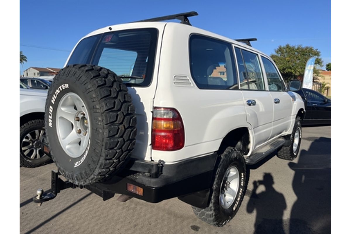 2000 Toyota Landcruiser GXL HZJ105R