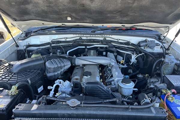 2000 Toyota Landcruiser GXL HZJ105R