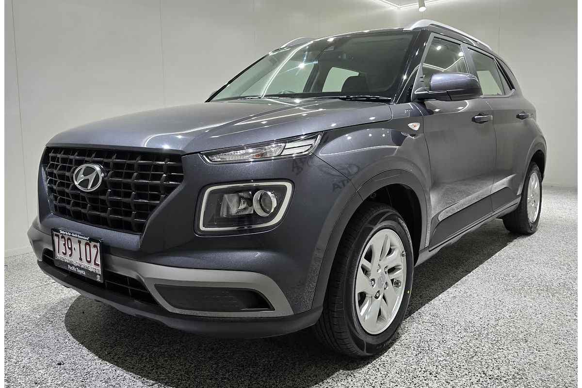 2021 Hyundai VENUE VENUE  SNW5D261