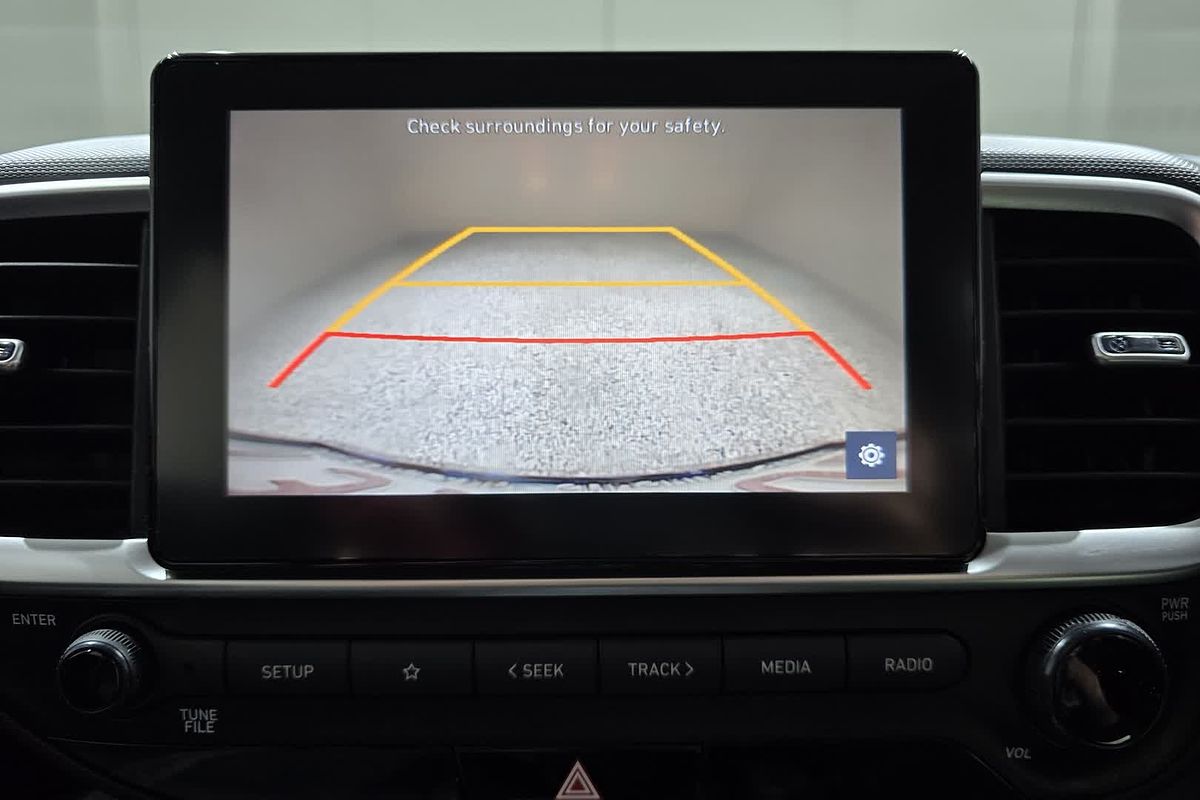 2021 Hyundai VENUE VENUE  SNW5D261