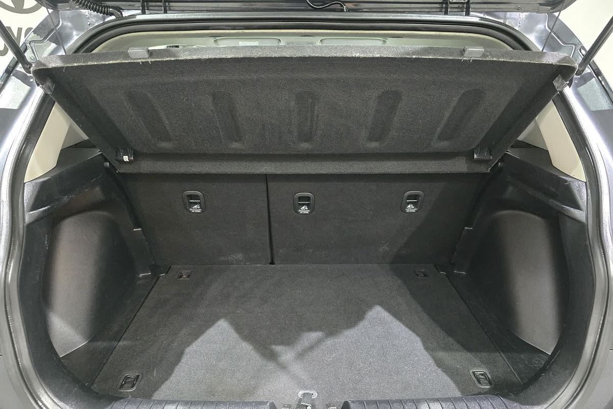 2021 Hyundai VENUE VENUE  SNW5D261