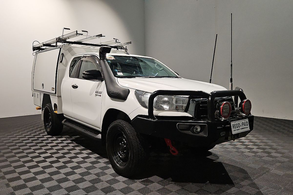 2020 Toyota Hilux SR GUN126R 4X4