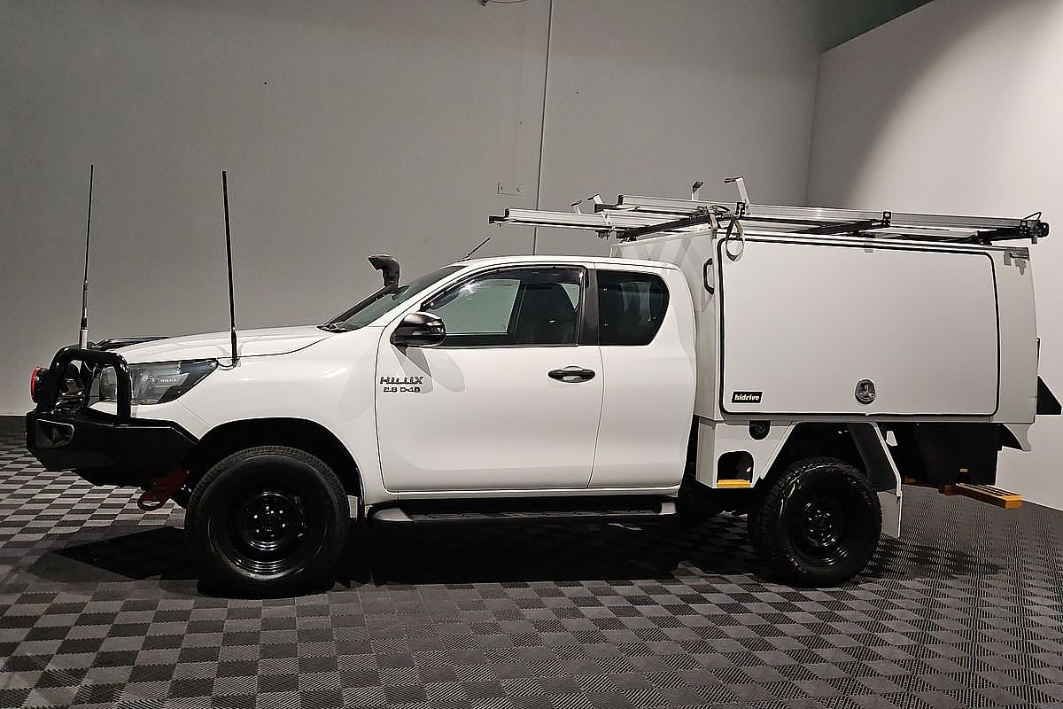 2020 Toyota Hilux SR GUN126R 4X4