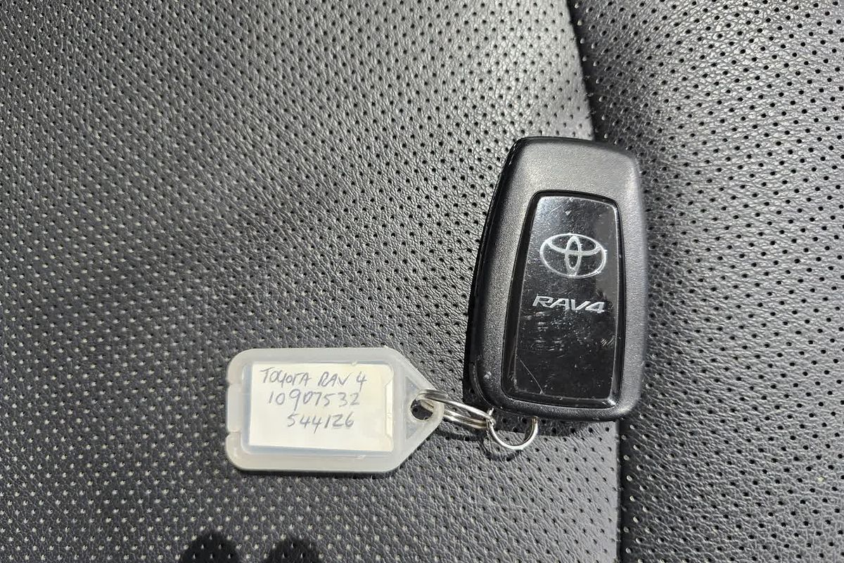 2024 Toyota RAV4 Hybrid RAV4 Hybrid Cruiser-AWD 2.5L Auto CVT 5 Door Wagon AXAH52R