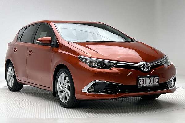 2017 Toyota Corolla Ascent Sport ZRE182R