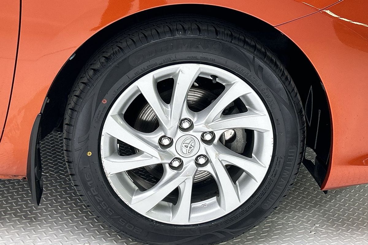2017 Toyota Corolla Ascent Sport ZRE182R