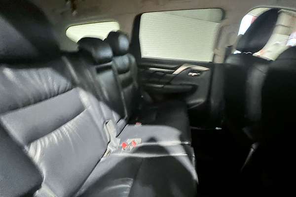2017 Mitsubishi Pajero Sport Exceed QE