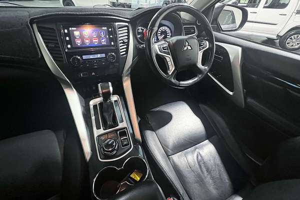 2017 Mitsubishi Pajero Sport Exceed QE
