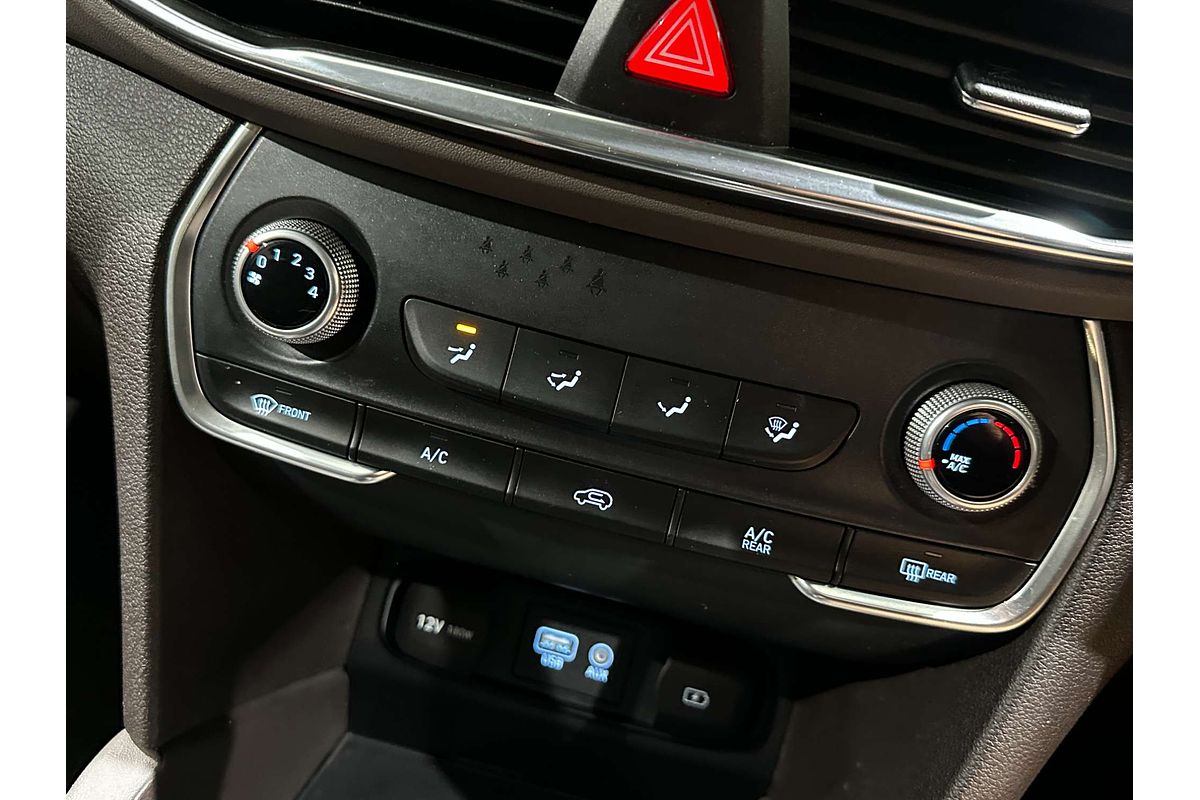 2019 Hyundai Santa Fe Active TM.2