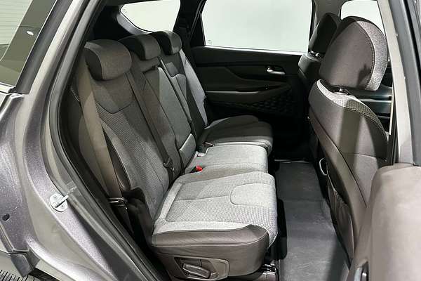 2019 Hyundai Santa Fe Active TM.2