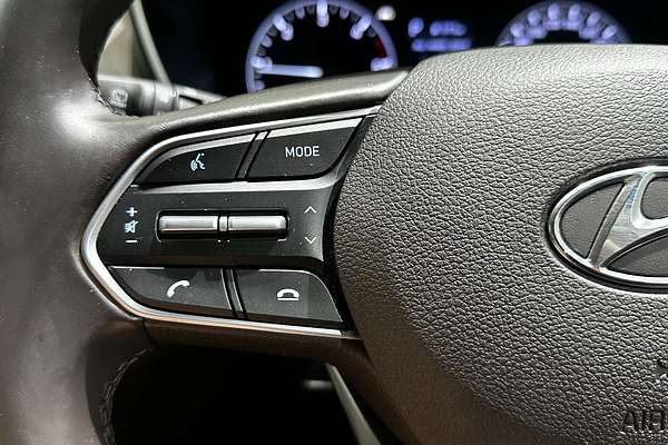 2019 Hyundai Santa Fe Active TM.2