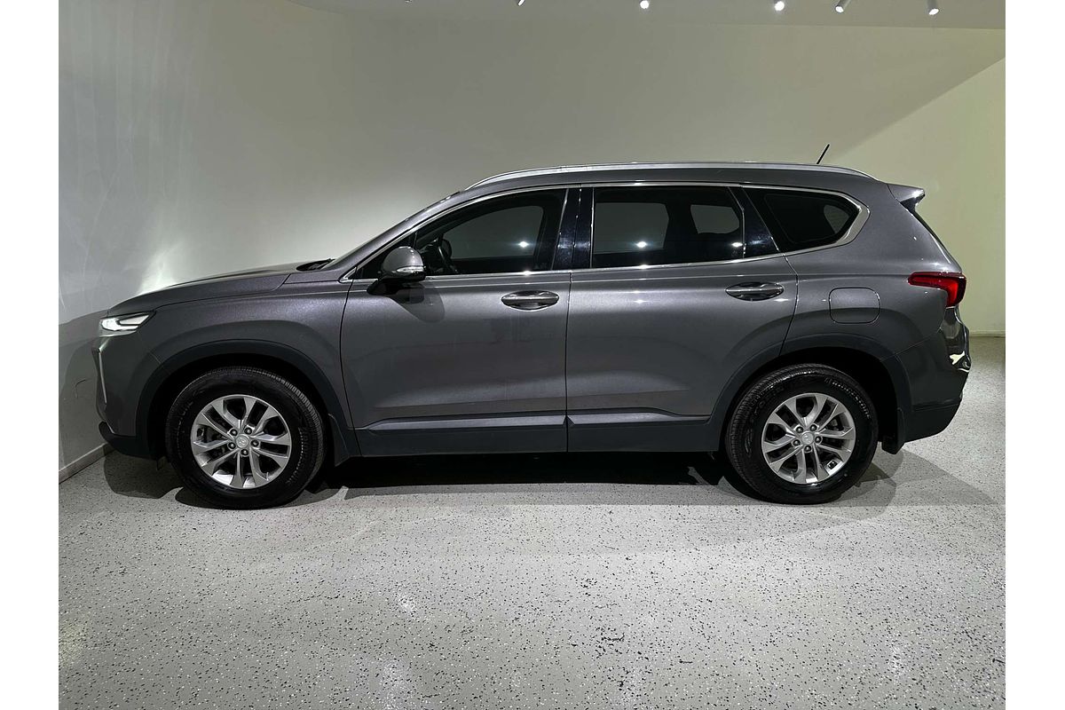 2019 Hyundai Santa Fe Active TM.2