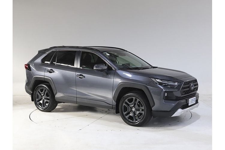 2024 Toyota RAV4 Edge AXAH54R