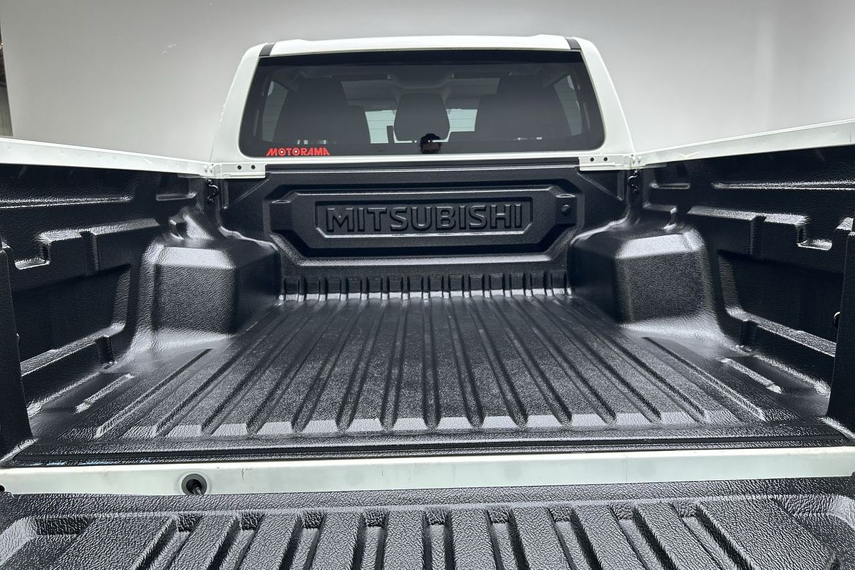 2024 Mitsubishi Triton GLS MV 4X4