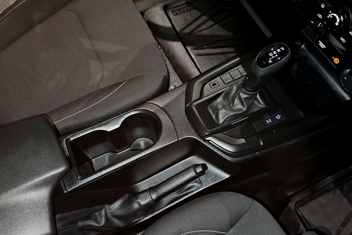 2023 Isuzu D-MAX SX 4X4