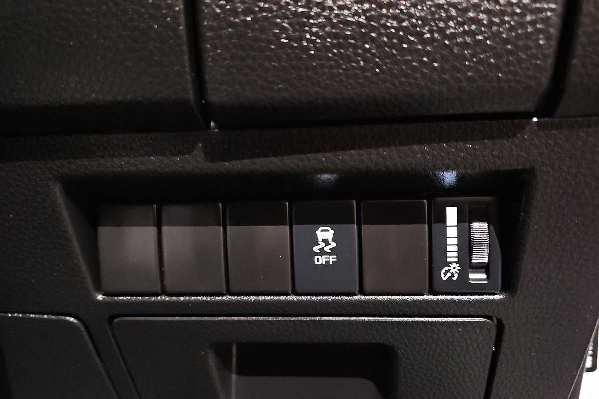 2023 Isuzu D-MAX SX 4X4
