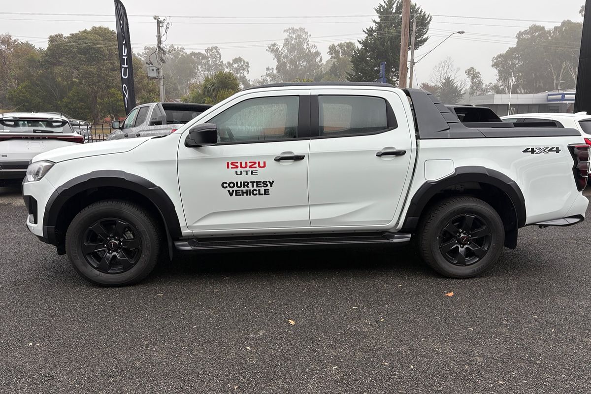 2025 Isuzu D-MAX X-TERRAIN 4X4