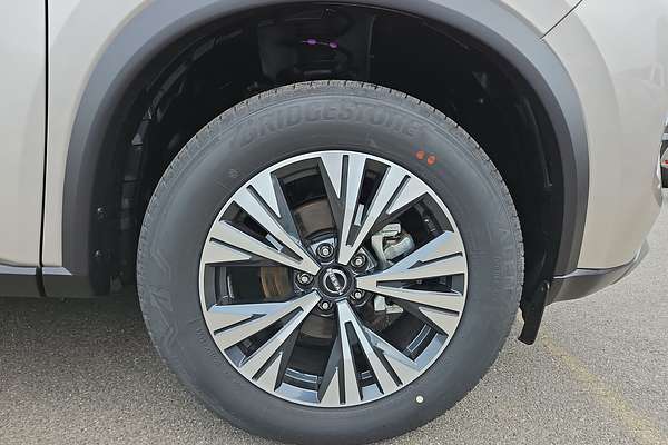 2024 Nissan X-TRAIL ST-L T33