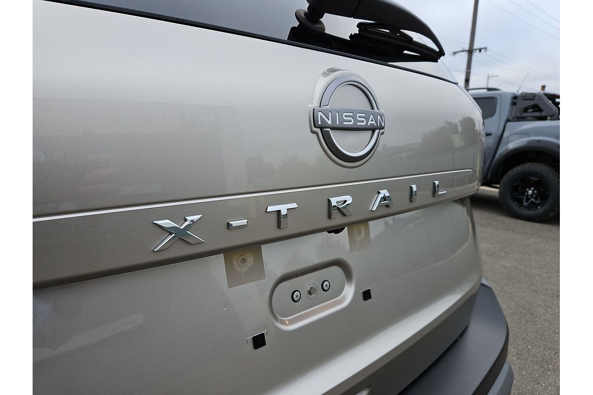 2024 Nissan X-TRAIL ST-L T33