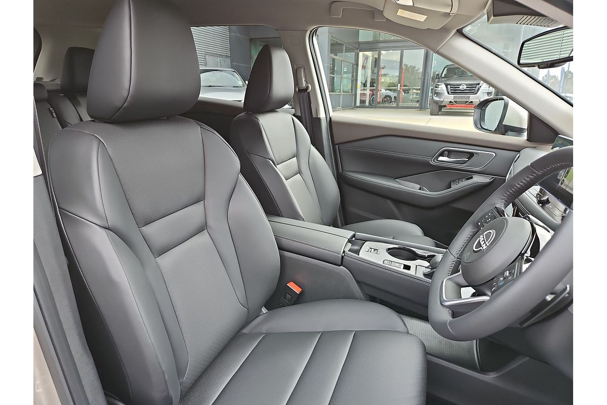 2024 Nissan X-TRAIL ST-L T33