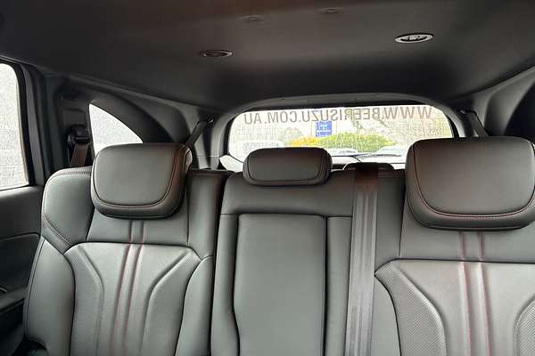 2025 Isuzu MU-X X-TERRAIN