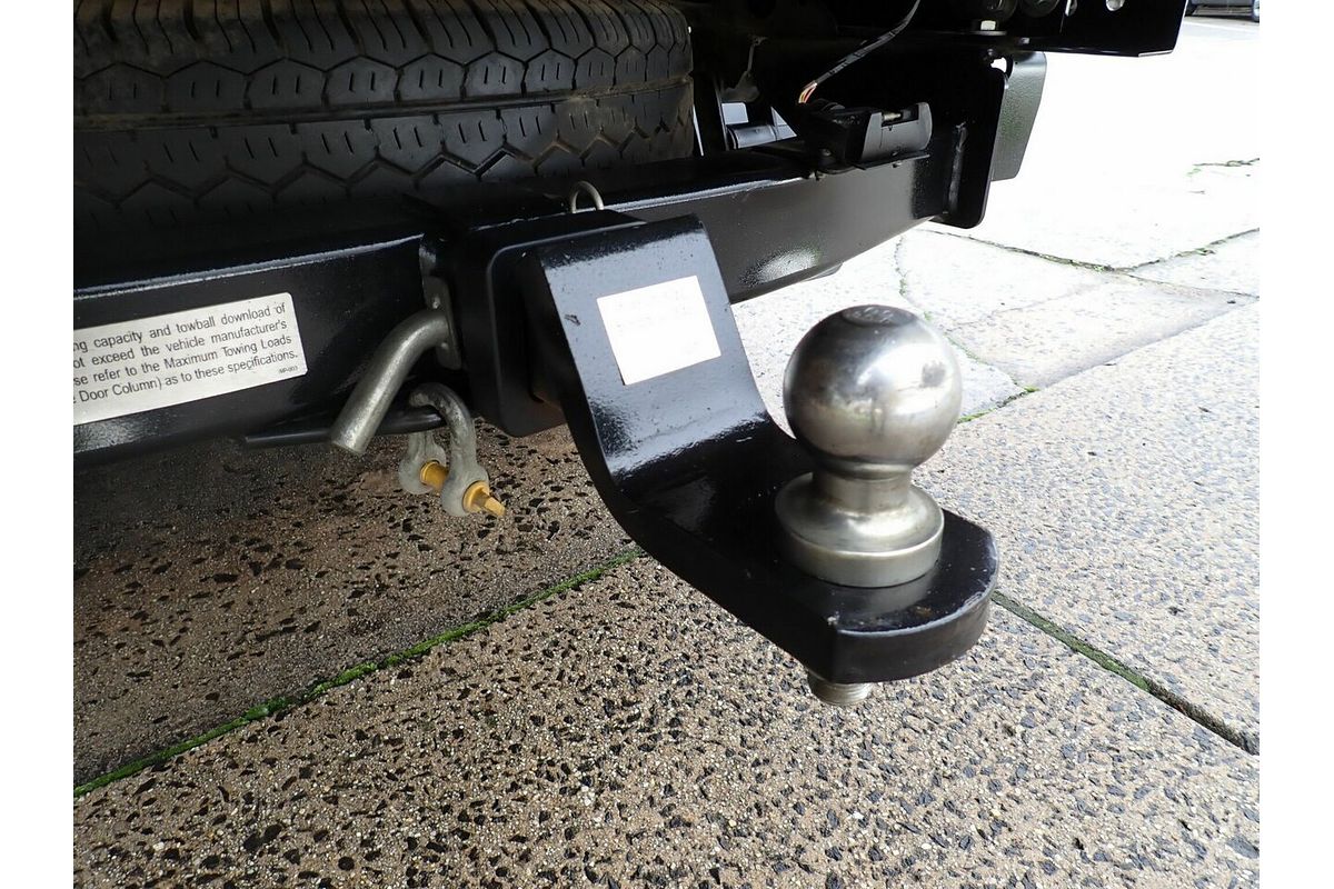 2013 Nissan Navara DX (4x2) D22 Series 5 Rear Wheel Drive