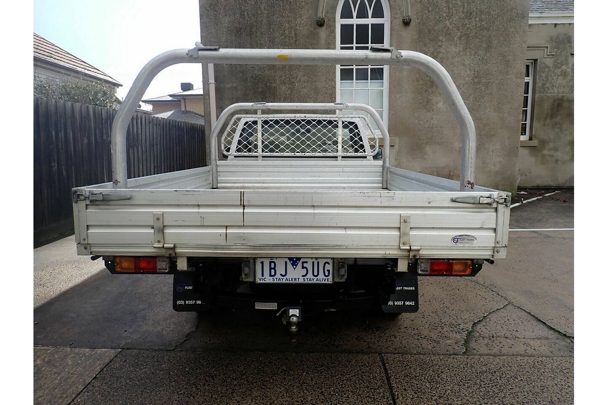 2013 Nissan Navara DX (4x2) D22 Series 5 Rear Wheel Drive