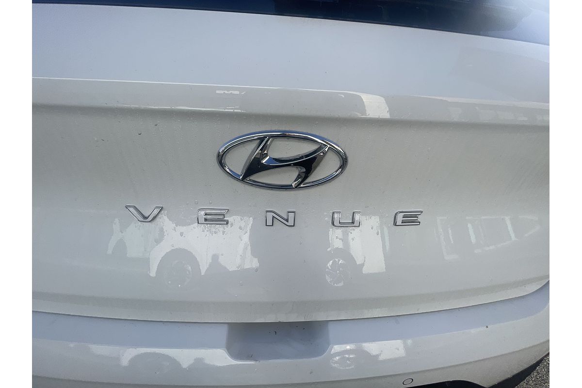 2024 Hyundai Venue Elite QX.V5