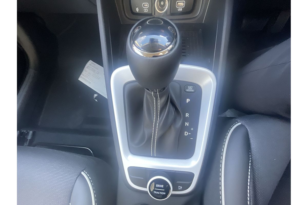 2024 Hyundai Venue Elite QX.V5
