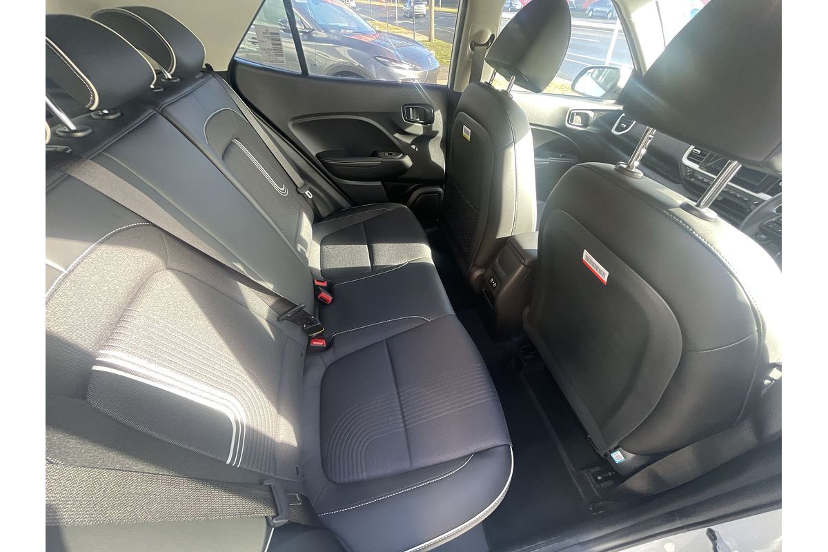 2024 Hyundai Venue Elite QX.V5