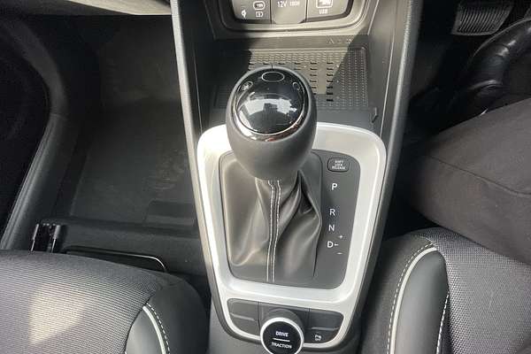 2025 Hyundai Venue Elite QX.V5
