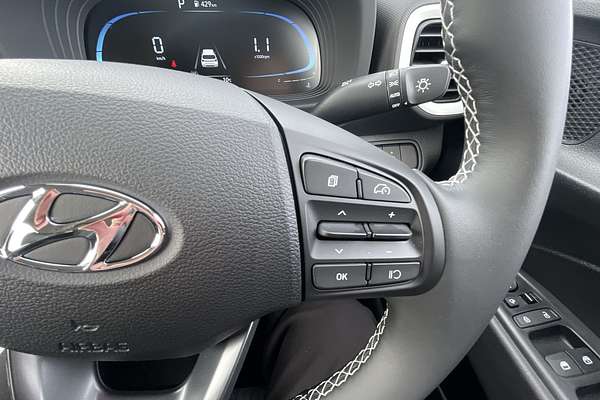 2025 Hyundai Venue Elite QX.V5