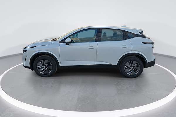 2025 Nissan QASHQAI ST J12