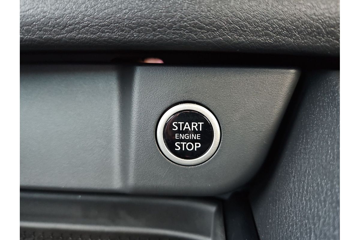 2025 Nissan QASHQAI ST J12