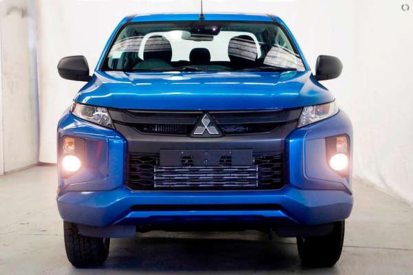 2019 Mitsubishi Triton GLX+ MR 4X4