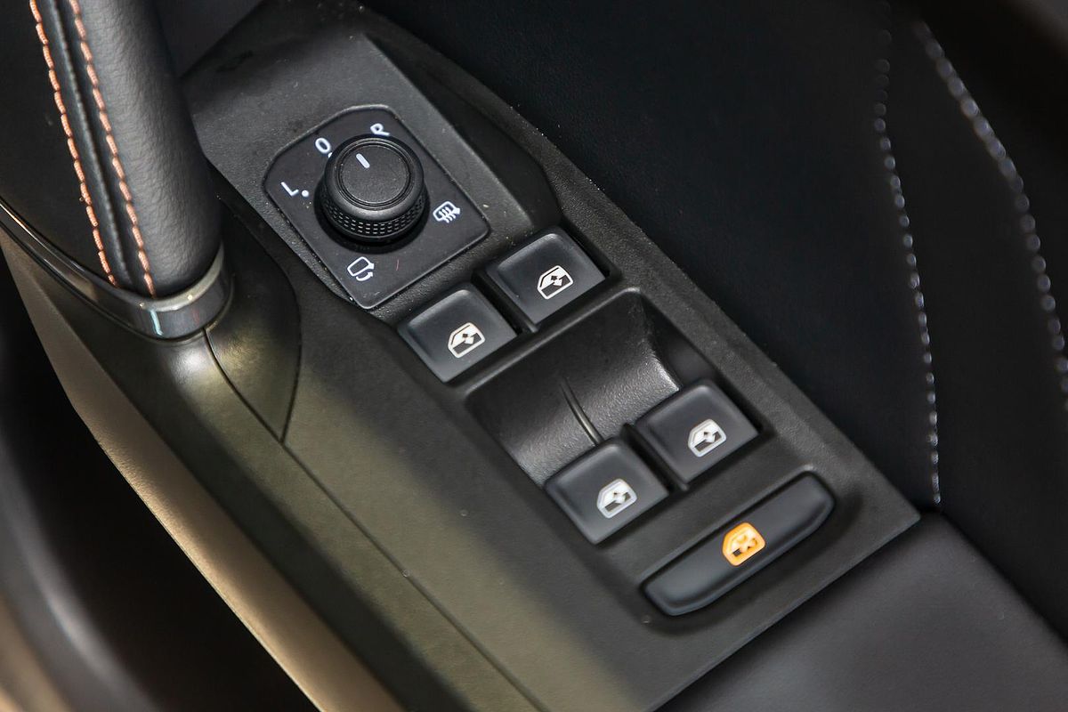 2024 CUPRA Leon V KL