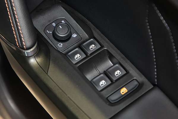 2024 CUPRA Leon V KL