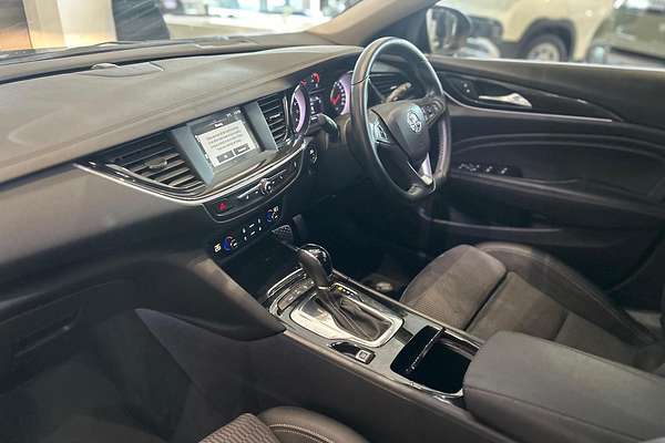 2019 Holden Commodore RS ZB