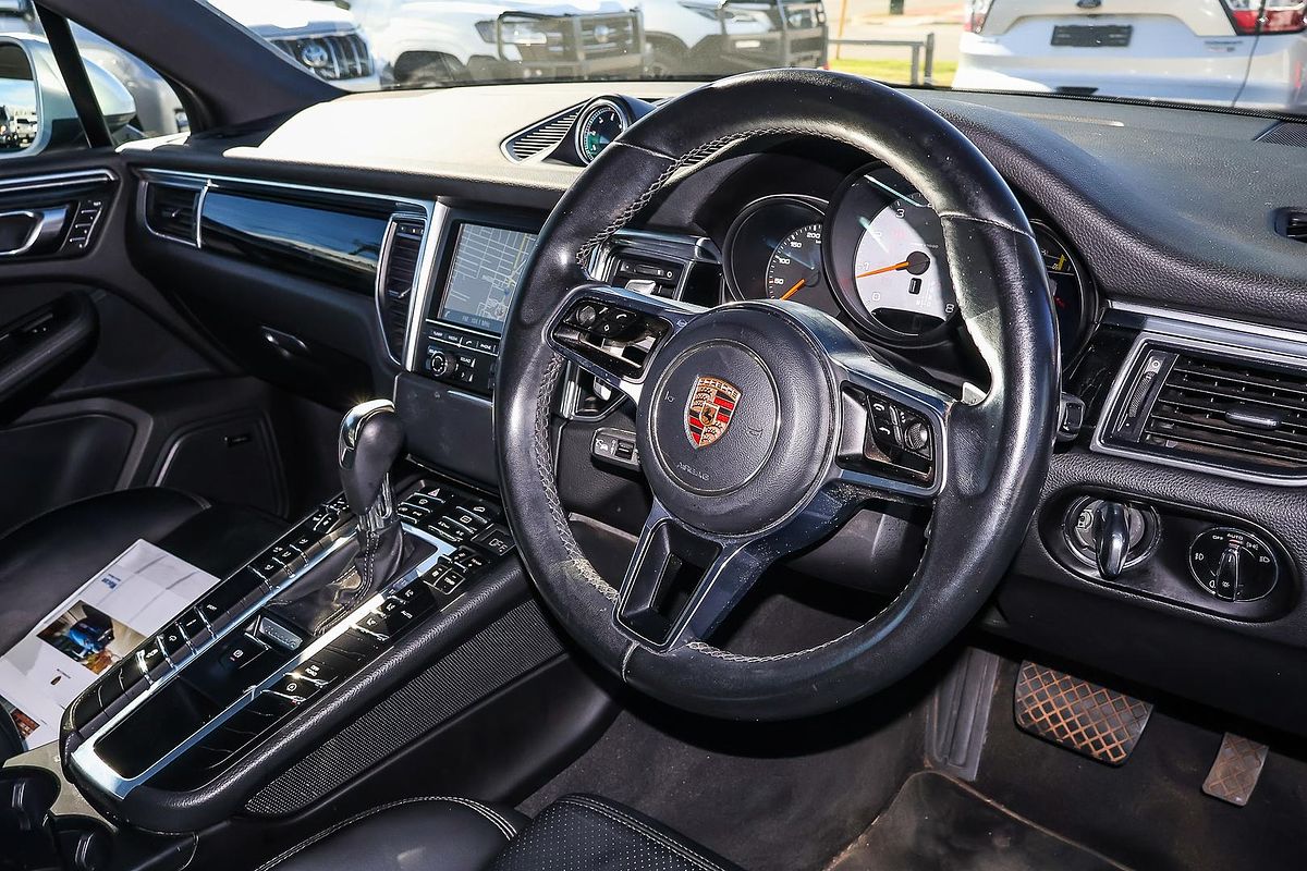 2014 Porsche Macan S 95B