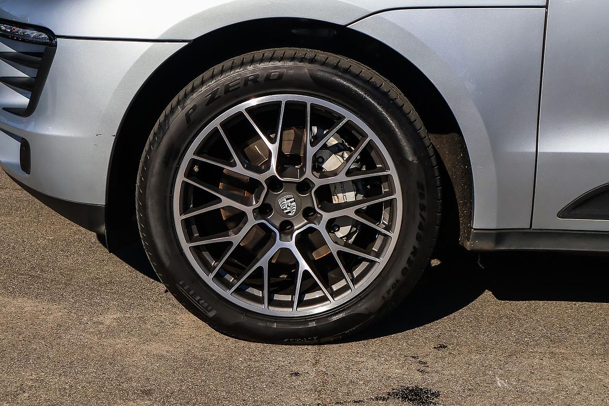 2014 Porsche Macan S 95B