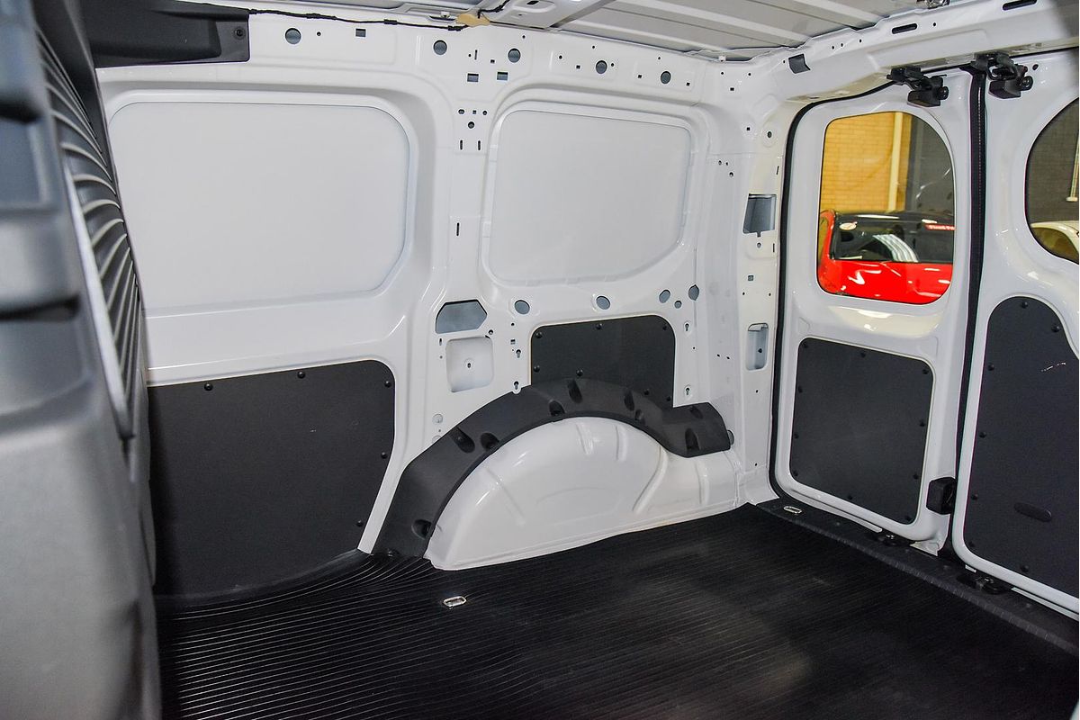 2023 Volkswagen Caddy TSI220 5 LWB