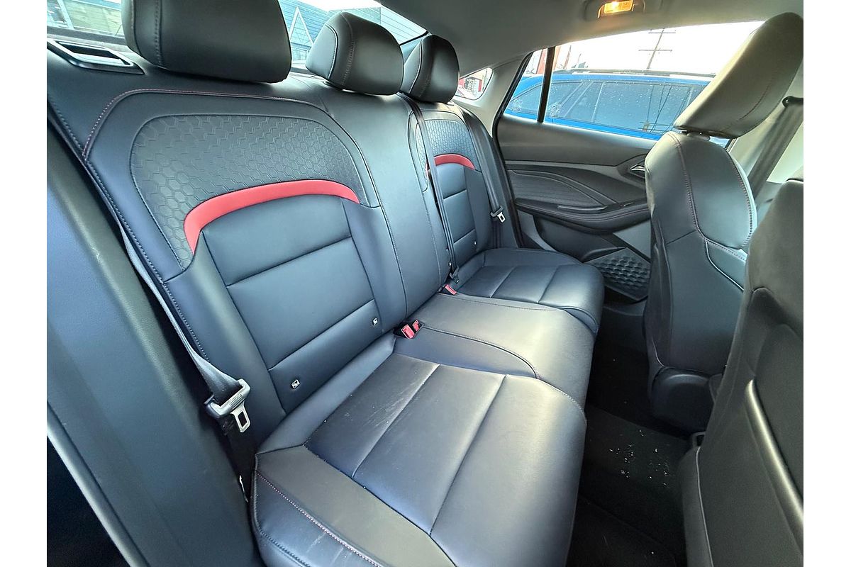 2023 MG MG5 Essence
