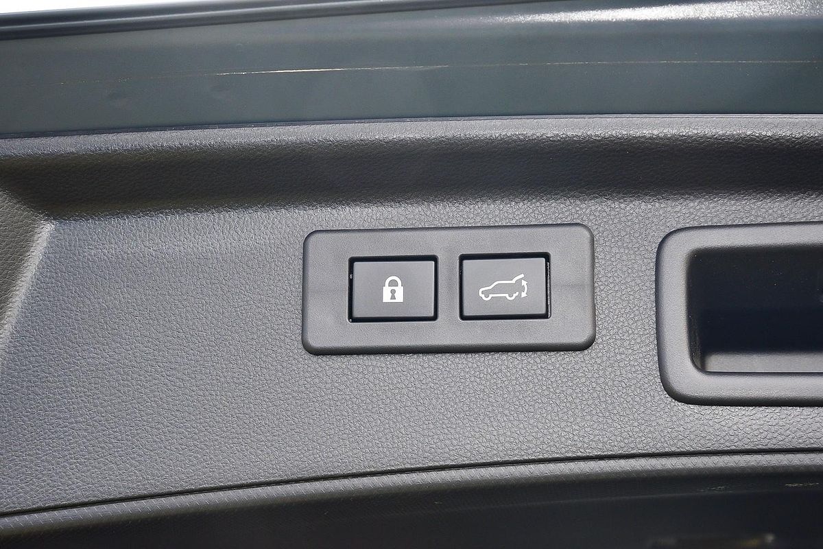 2024 Subaru Forester 2.5i-S S5
