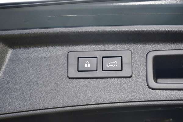 2024 Subaru Forester 2.5i-S S5