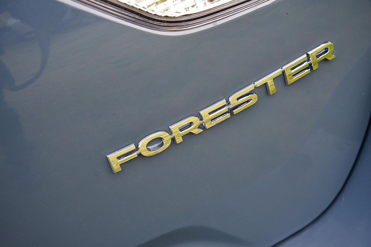 2024 Subaru Forester 2.5i-S S5