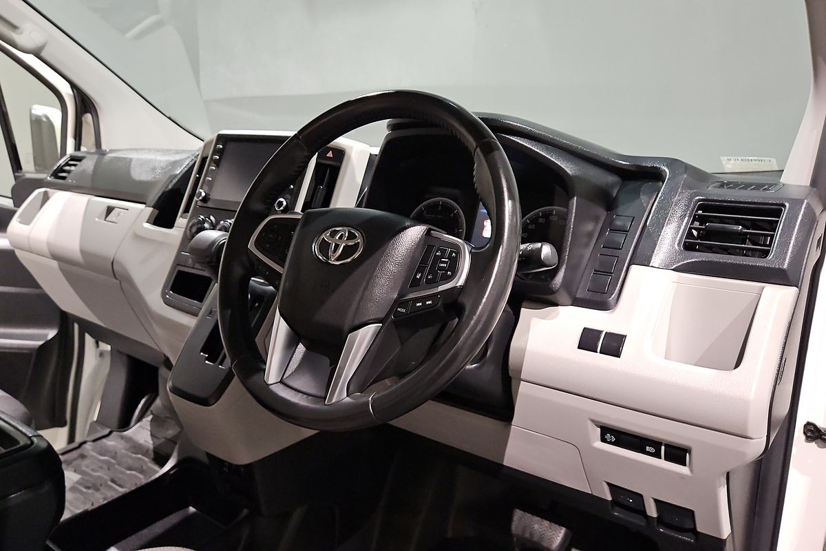 2023 Toyota Hiace GDH300R LWB